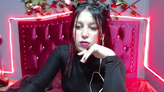 Melani cute02 online show from 25, 1, 2025