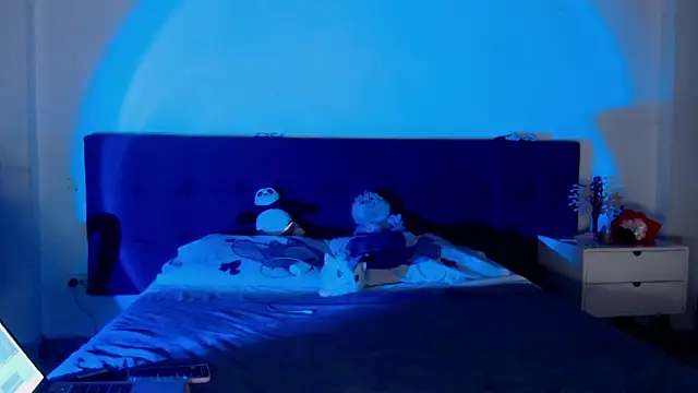 Snapshot of luna_palmerau chatting on 23, 10, 2025 luna palmerau online show from 23, 10, 2025