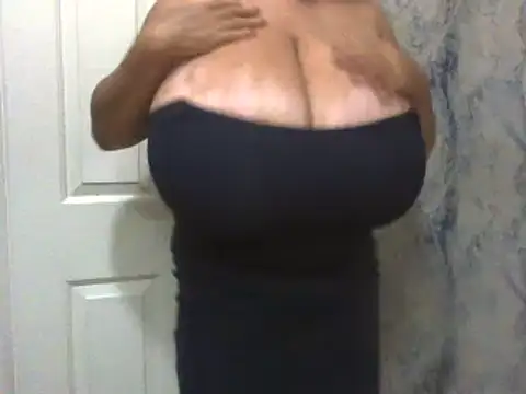 RoxiRedXXX online show from 20, 4, 2026