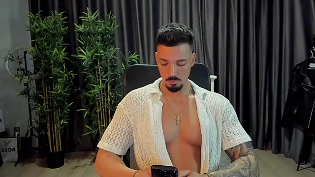 HaydenSpearss online show from 1, 2, 2025