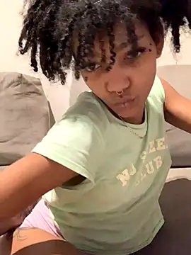 Laanegraofficial  online show from 20, 10, 2025