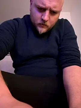 Snapshot of QueueFrenchie chatting on 5, 1, 2026 QueueFrenchie online show from 5, 1, 2026