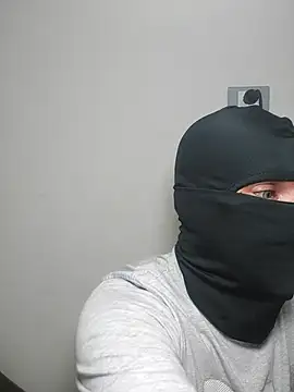 Nisreenn online show from 28, 9, 2025