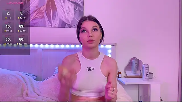 Snapshot of Veronica_leal chatting on 14, 9, 2025 Veronica leal online show from 14, 9, 2025