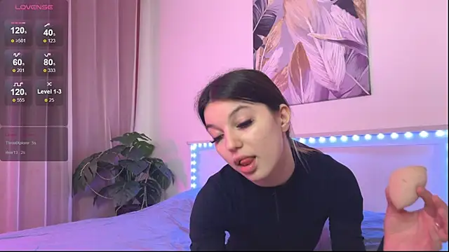 Snapshot of Veronica_leal chatting on 20, 12, 2025 Veronica leal online show from 20, 12, 2025