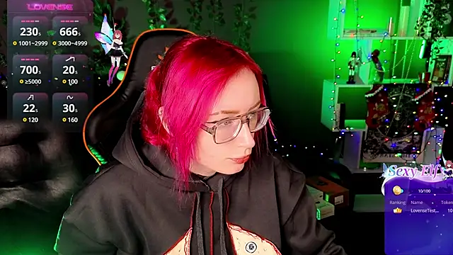 Snapshot of _HelenCarter chatting on 30, 12, 2024 HelenCarter online show from 30, 12, 2024