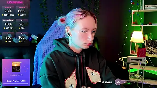 Snapshot of _HelenCarter chatting on 28, 9, 2025  HelenCarter online show from 28, 9, 2025