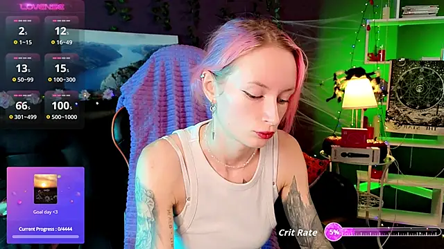 Snapshot of _HelenCarter chatting on 26, 10, 2025  HelenCarter online show from 26, 10, 2025