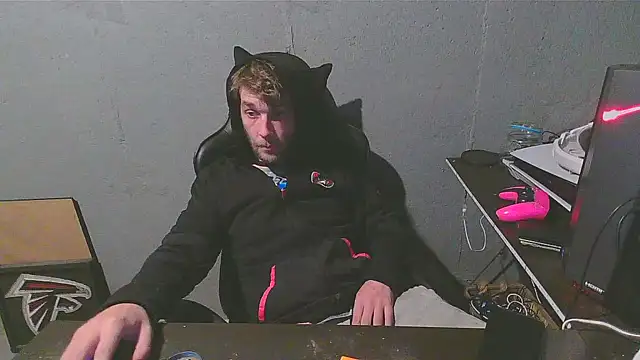 Superoz77 online show from 1, 1, 2025