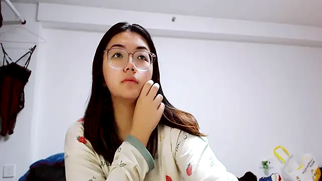 liu195874 online show from 26, 12, 2024