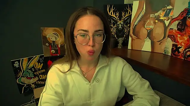 luxie milady online show from 8, 4, 2026