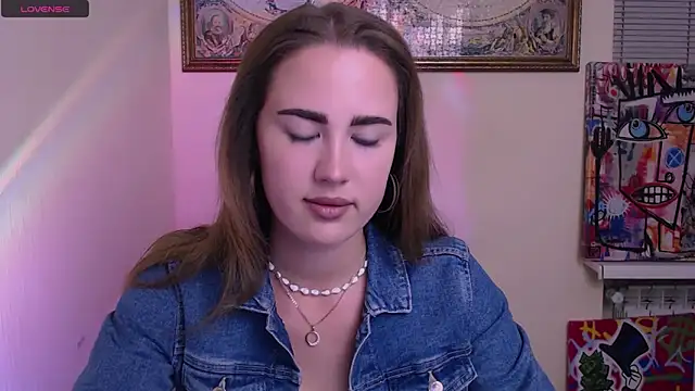 Snapshot of luxie_milady chatting on 17, 6, 2026 luxie milady online show from 17, 6, 2026