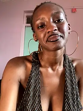 Snapshot of Tee_babygirl1 chatting on 4, 10, 2025 Tee babygirl1 online show from 4, 10, 2025