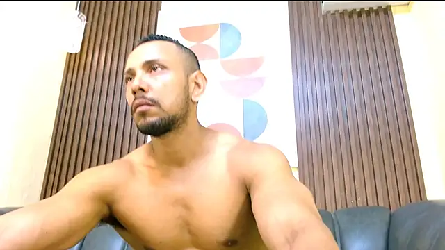 Snapshot of Thiago_Summers chatting on 8, 3, 2025 Thiago Summers online show from 8, 3, 2025