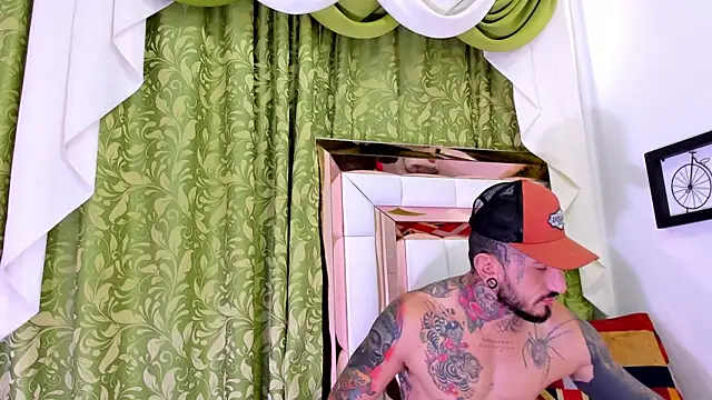 dilan scootk  online show from 4, 11, 2025