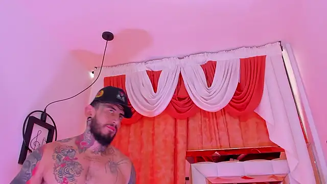 Snapshot of dilan_scootk_ chatting on 4, 3, 2026 dilan scootk online show from 4, 3, 2026