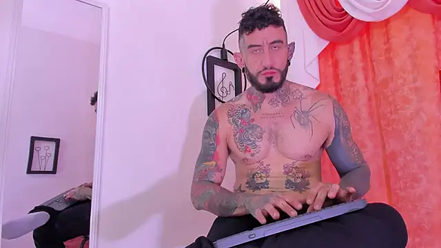 dilan scootk  online show from 7, 5, 2026
