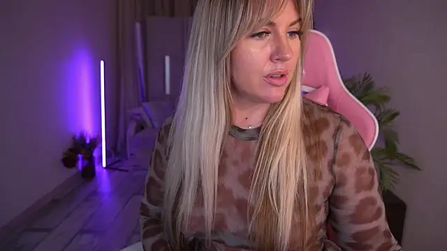 KiraCandyS online show from 27, 1, 2025