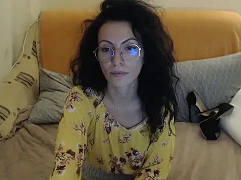 Emmatoo online show from 29, 10, 2025