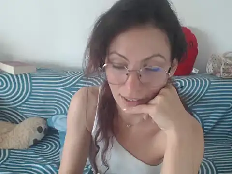 Emmatoo online show from 11, 5, 2026