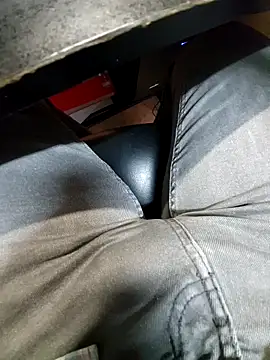 Snapshot of Juanpohot chatting on 14, 2, 2025 Juanpohot online show from 14, 2, 2025