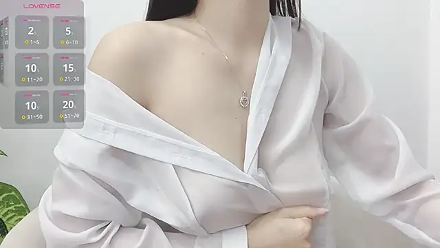Snapshot of _Miyuki__ chatting on 27, 2, 2025  Miyuki   online show from 27, 2, 2025