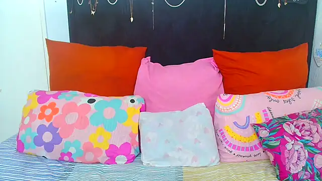 SAVAGExBOO online show from 6, 10, 2025