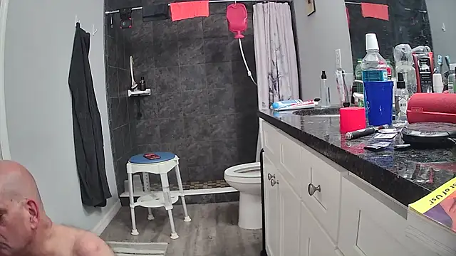 Snapshot of lou63ponce chatting on 27, 2, 2026 lou63ponce online show from 27, 2, 2026