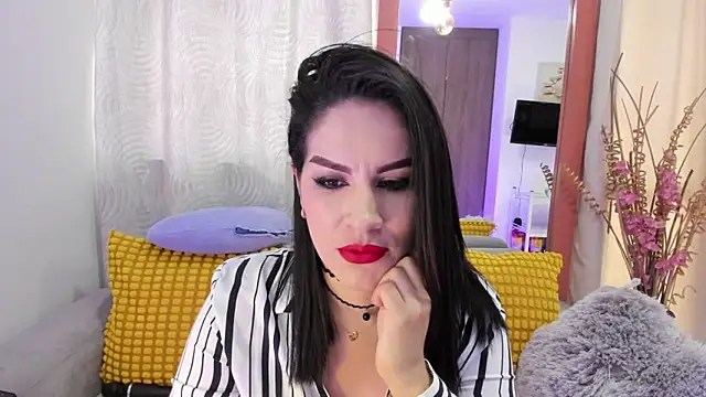 Pamela Rosal online show from 7, 1, 2025