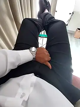 Divyansh 27 online show from 2, 2, 2025