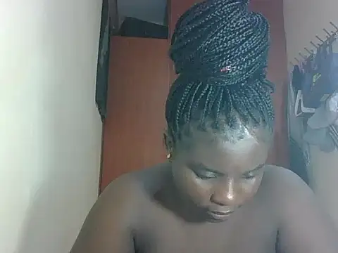 hotebbbyy online show from 13, 5, 2026