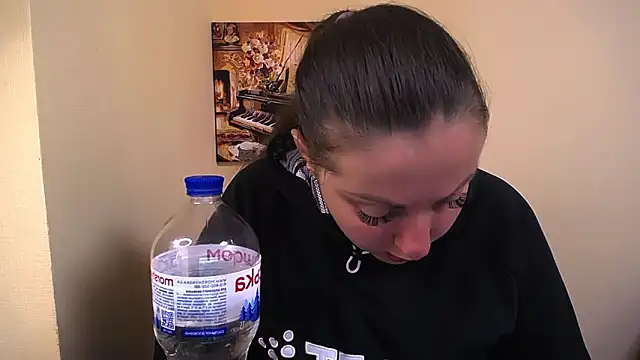 Snapshot of _Annabelle_Lee chatting on 10, 10, 2025 Annabelle Lee online show from 10, 10, 2025