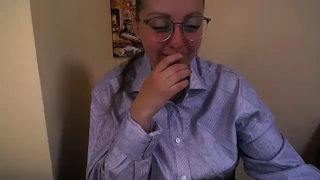 Snapshot of _Annabelle_Lee chatting on 14, 10, 2025 Annabelle Lee online show from 14, 10, 2025