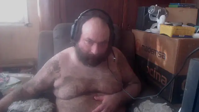 Snapshot of hairyhulk chatting on 17, 10, 2025 hairyhulk online show from 17, 10, 2025
