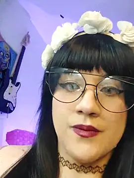 Snapshot of ItsNaiixa chatting on 17, 12, 2024 ItsNaiixa online show from 17, 12, 2024