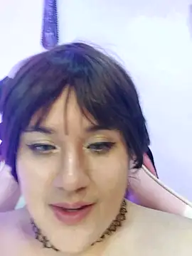 Snapshot of ItsNaiixa chatting on 1, 2, 2025 ItsNaiixa online show from 1, 2, 2025