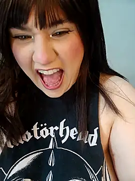 ItsNaiixa online show from 3, 5, 2026
