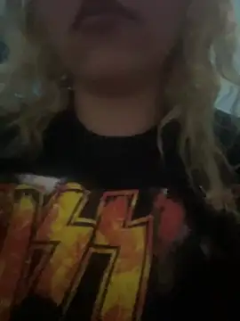 Snapshot of Sweet_MaryJane2 chatting on 9, 4, 2026 Sweet MaryJane2 online show from 9, 4, 2026