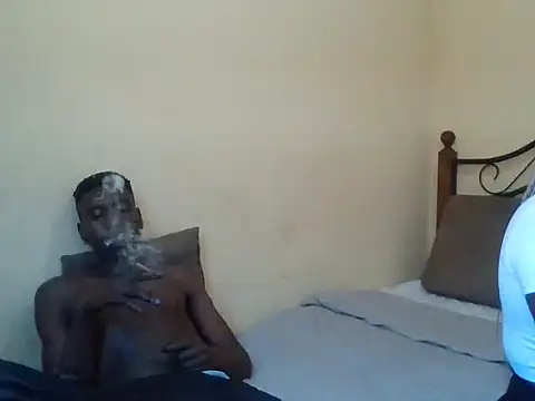 SmallGoodNut online show from 7, 1, 2026