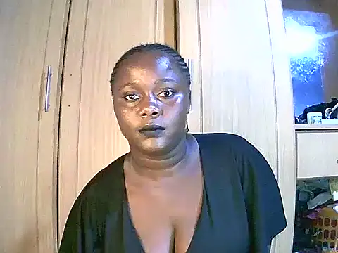 BootyMama22 online show from 28, 12, 2024