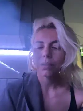 tanyagrey online show from 13, 5, 2026