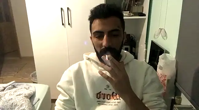 Snapshot of MasterKARATASSAKK chatting on 1, 1, 2025 MasterKARATASSAKK online show from 1, 1, 2025