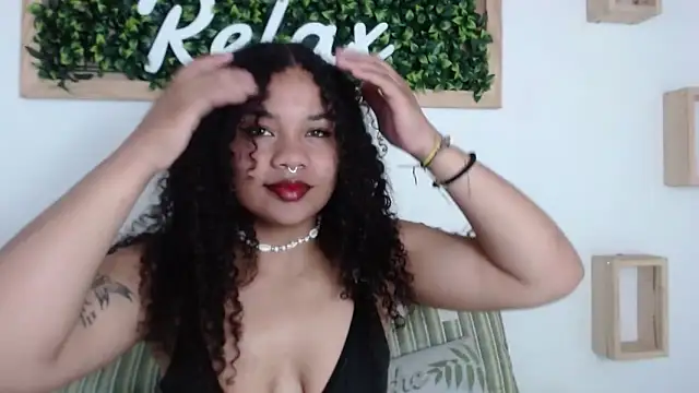Snapshot of KittyBrookex chatting on 30, 12, 2024 KittyBrookex online show from 30, 12, 2024