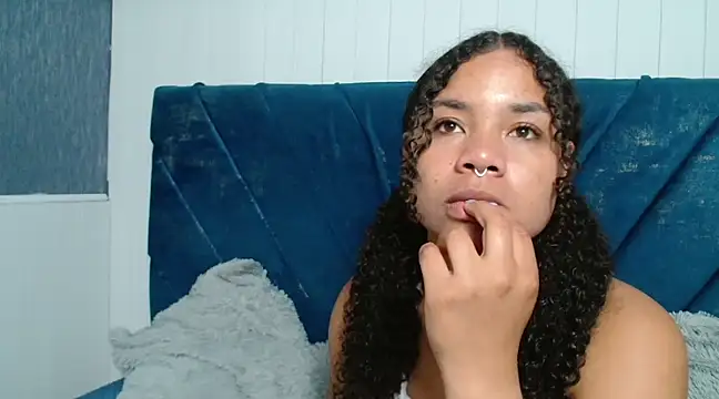 Snapshot of KittyBrookex chatting on 11, 2, 2025 KittyBrookex online show from 11, 2, 2025