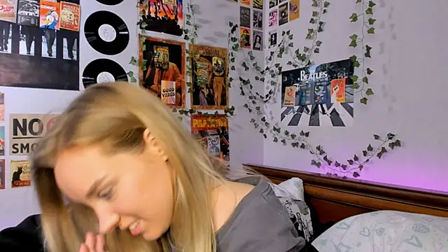 AliciaParkerf online show from 13, 12, 2024