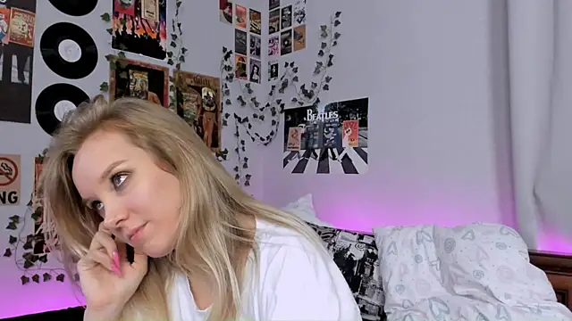 AliciaParkerf online show from 27, 12, 2024