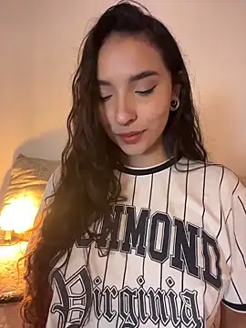 ThaliaRivera  online show from 15, 3, 2026