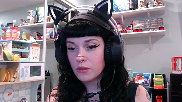 Marcelinegoddess online show from 28, 2, 2025