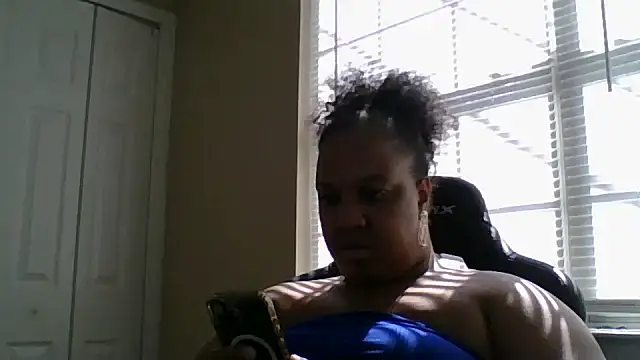 Snapshot of Badgirlbrittt chatting on 1, 10, 2025 Badgirlbrittt online show from 1, 10, 2025