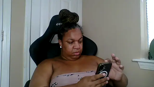 Badgirlbrittt online show from 18, 12, 2025